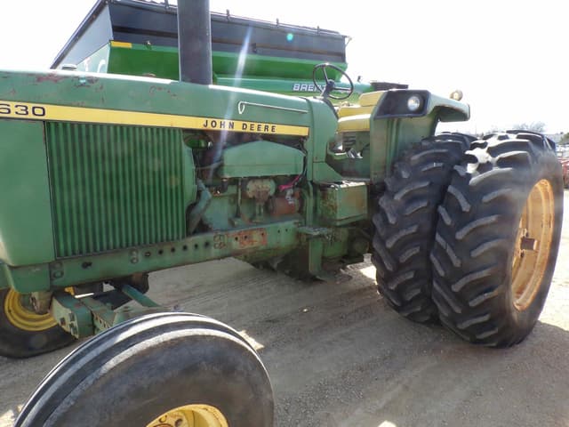 Image of John Deere 4630 equipment image 3