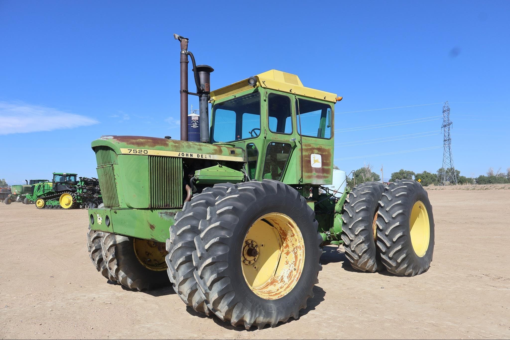1973 John Deere 7520 Equipment Image0