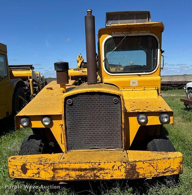 Image of John Deere 760-A equipment image 1