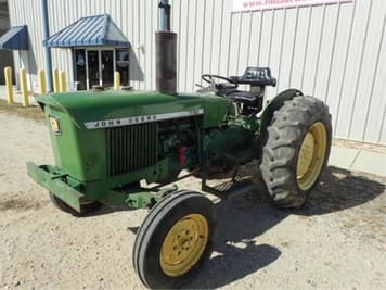 Main image John Deere 820