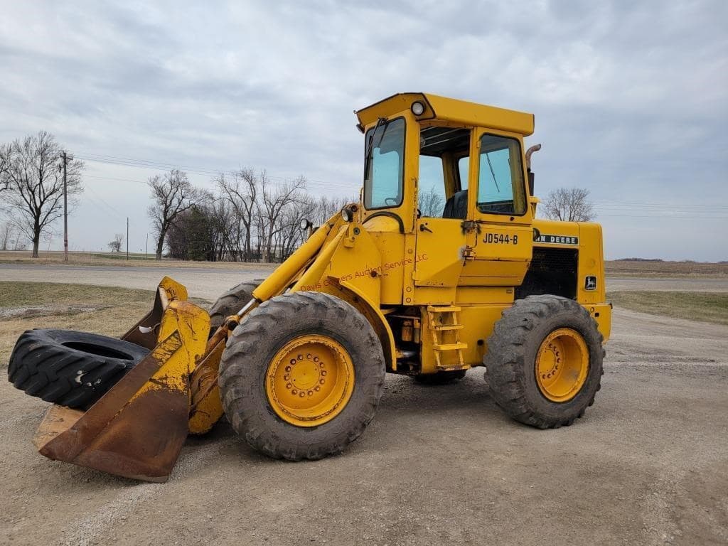 Image of John Deere 544B Primary image