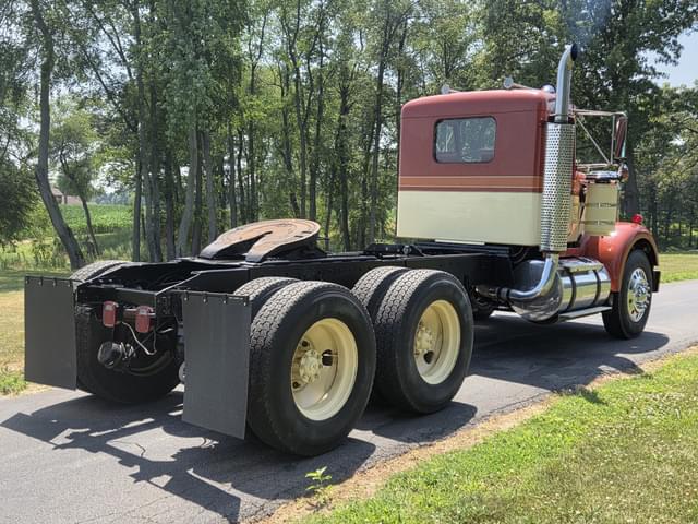 Image of Kenworth W900 equipment image 4