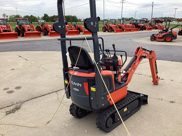 Image of Kubota K008-5 equipment image 2