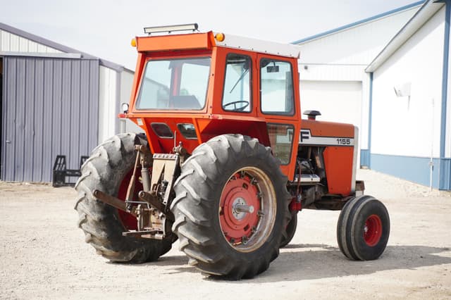 Image of Massey Ferguson 1155 equipment image 4