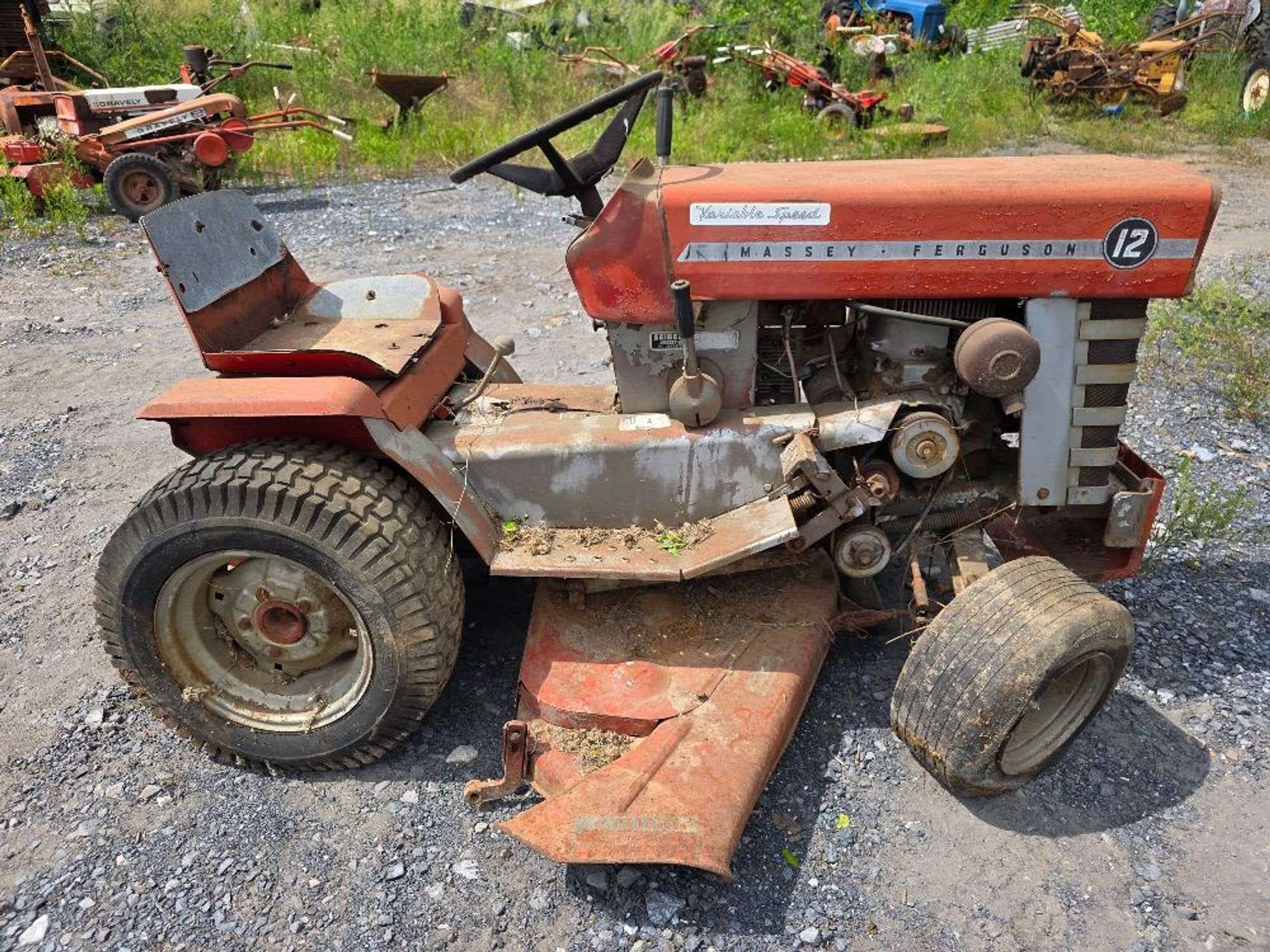 1973 Massey Ferguson 12 Equipment Image0