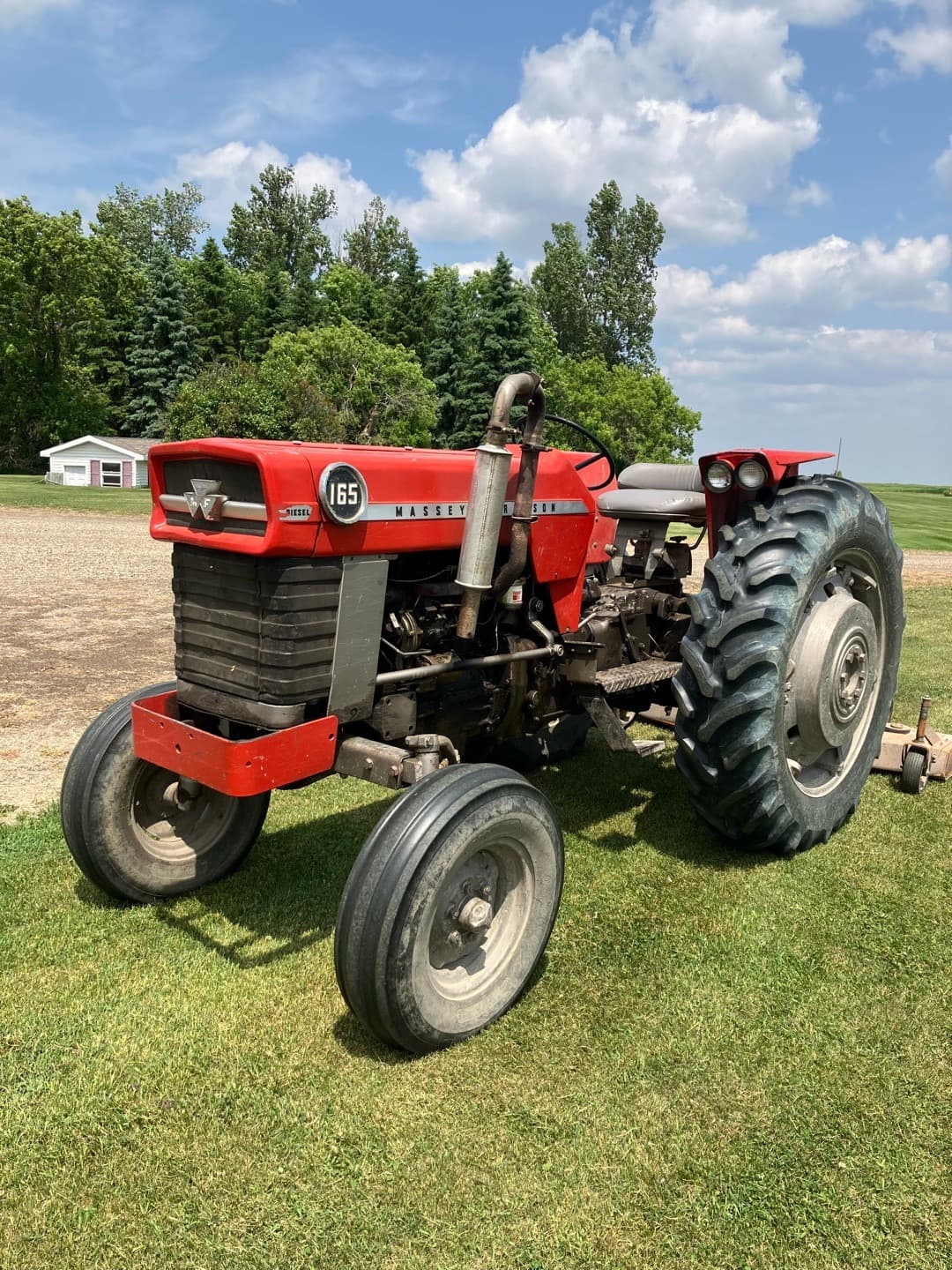 Image of Massey Ferguson 165 Primary Image
