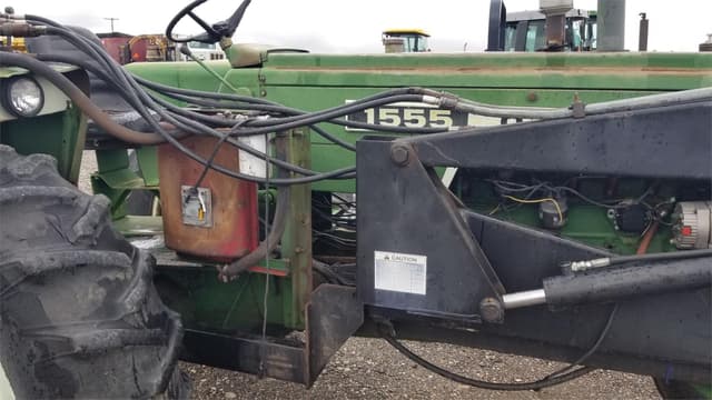 Image of Oliver 1555 equipment image 3