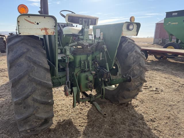 Image of Oliver 1755 equipment image 4