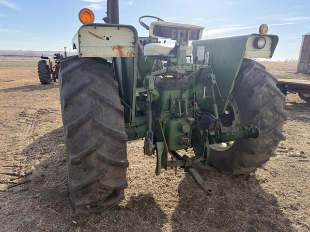 Image of Oliver 1755 equipment image 3