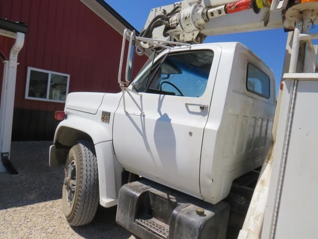 Image of Chevrolet C65 equipment image 3