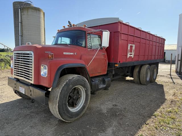 Image of International Loadstar 1850 equipment image 4