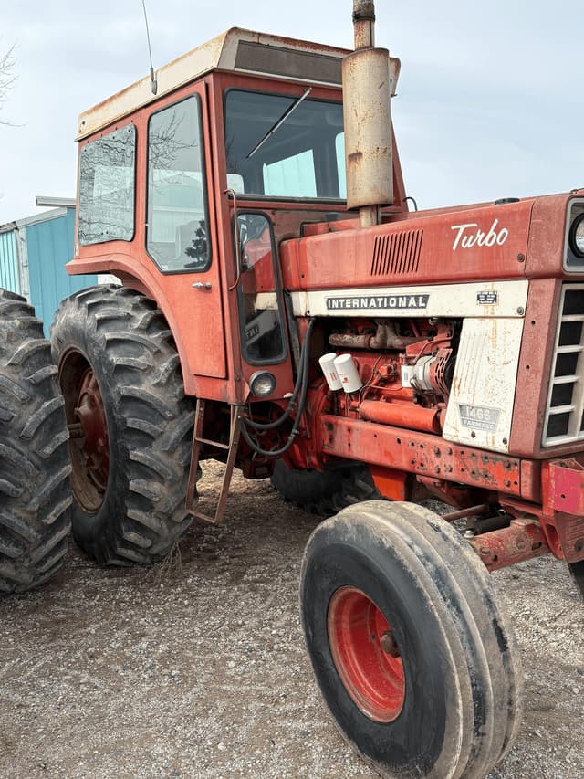 Image of International Harvester 1466 equipment image 2