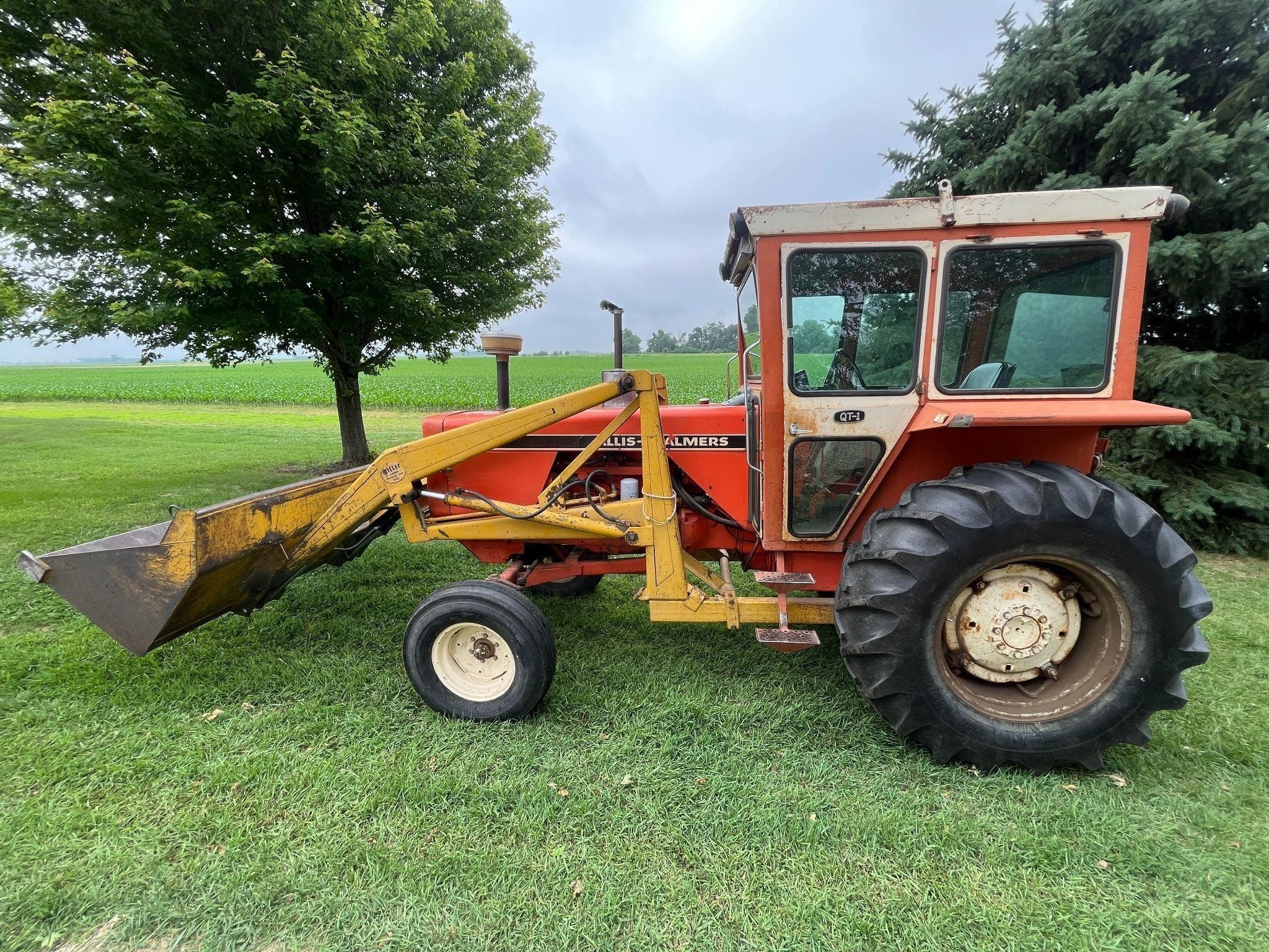1974 Allis Chalmers 185 Equipment Image0