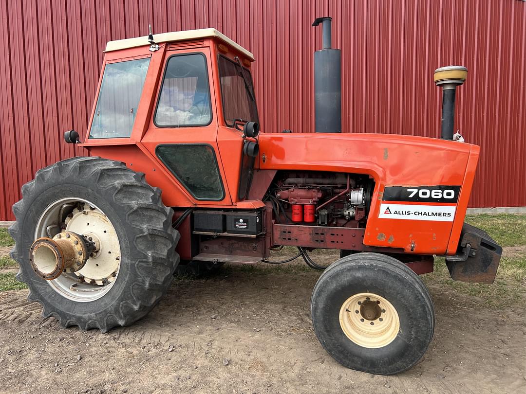 Image of Allis Chalmers 7050 Primary image