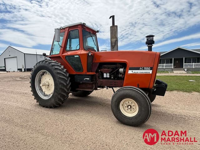 Image of Allis Chalmers 7050 equipment image 1