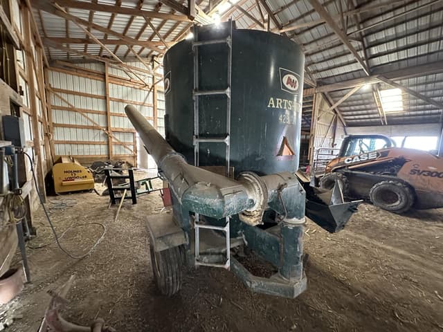 Image of Art's Way 425A equipment image 4