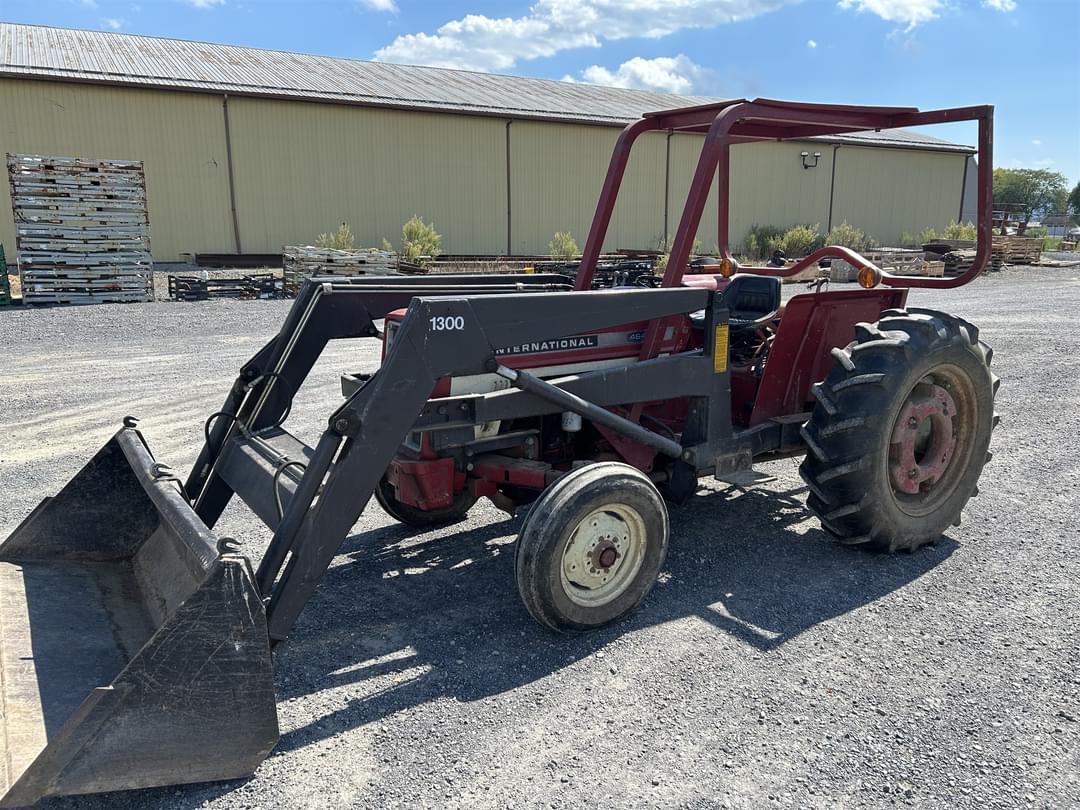 Image of International Harvester 464 Primary image