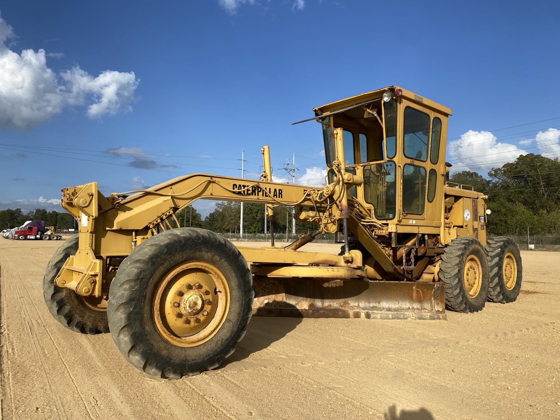 Main image Caterpillar 120G
