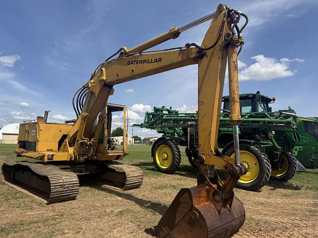 Image of Caterpillar 225 equipment image 2