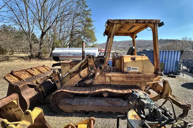 Image of Caterpillar 955L equipment image 4