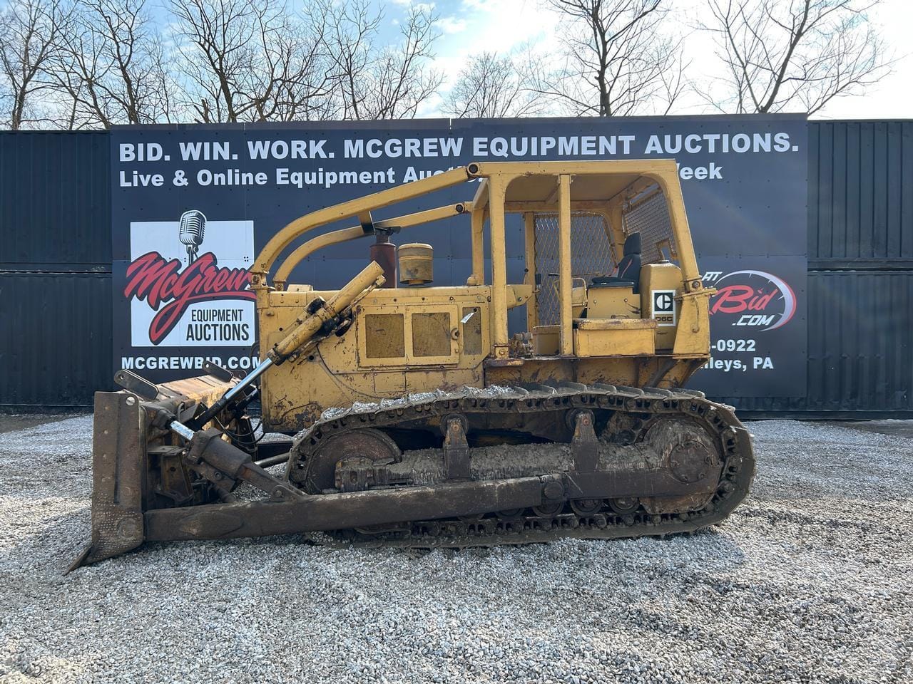 1974 Caterpillar D6C Equipment Image0