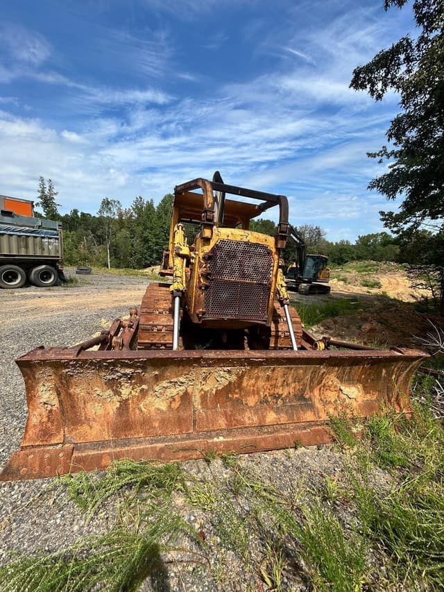 Image of Caterpillar D7F equipment image 2