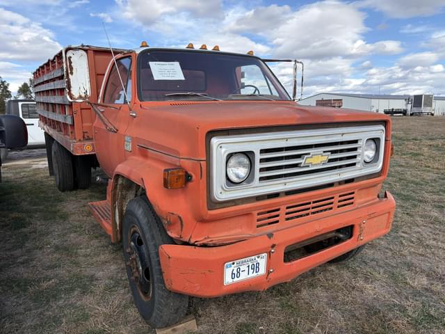 Image of Chevrolet C60 equipment image 1