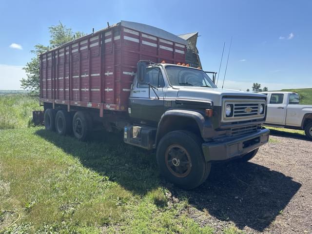 Image of Chevrolet C65 equipment image 1