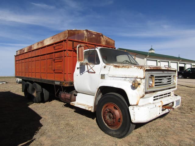 Image of Chevrolet C65 equipment image 2