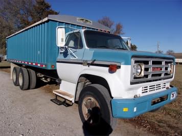 Main image Chevrolet C65