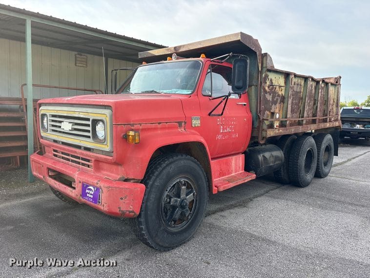 1974 Chevrolet C65 Equipment Image0