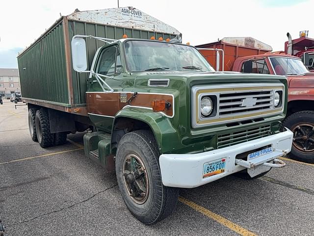 Image of Chevrolet C65 equipment image 1