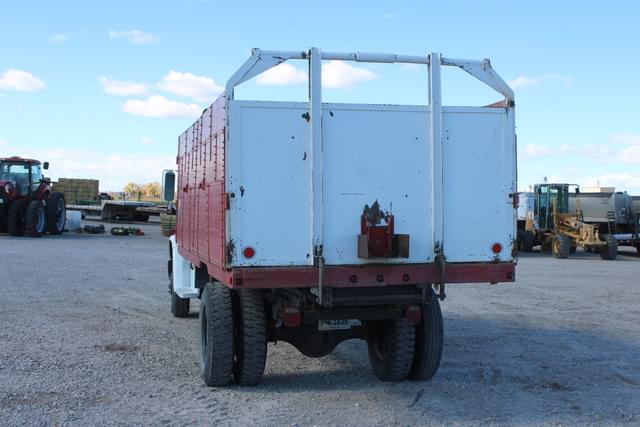 Image of Chevrolet C60 equipment image 4