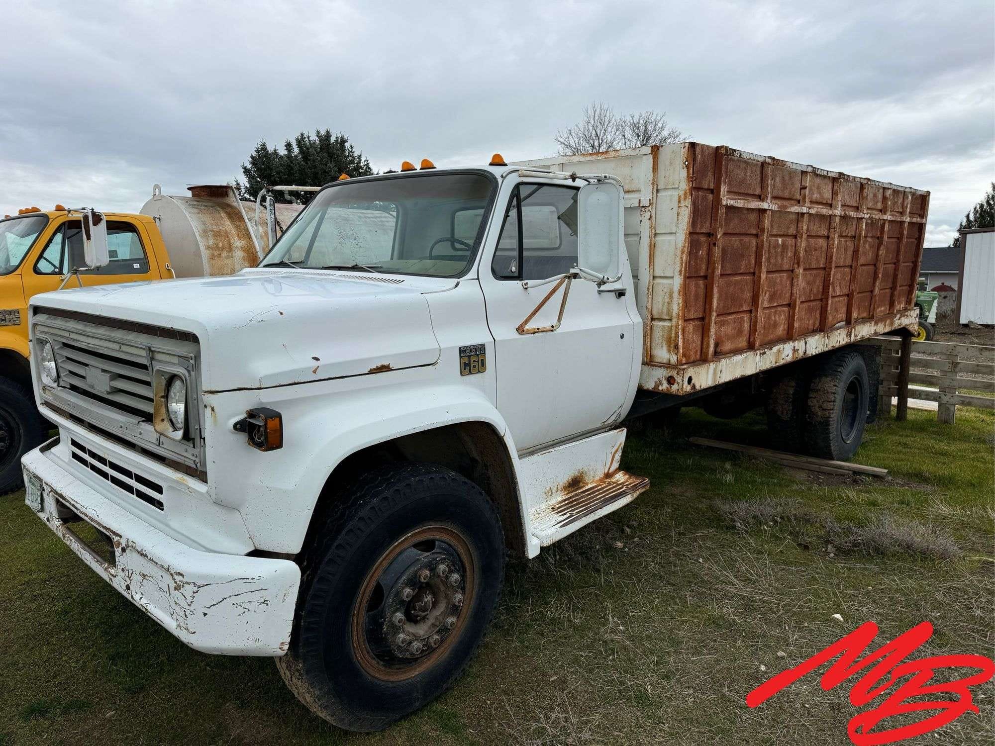 1974 Chevrolet C60 Equipment Image0