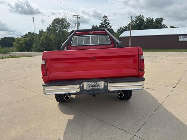 Image of Dodge D100 equipment image 3
