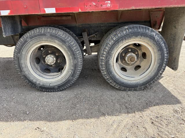 Image of Dodge D600 equipment image 3