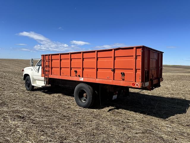 Image of Dodge D600 equipment image 3