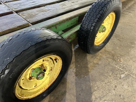 Image of Donahue 828 Primary image