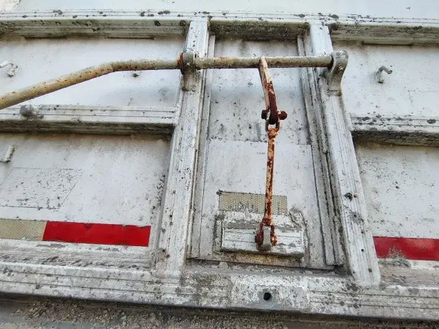 Image of East Undetermined equipment image 3