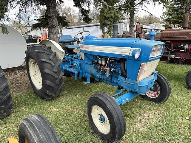 Image of Ford 5000 equipment image 2