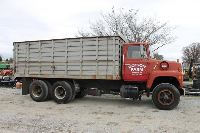 Image of Ford 800 equipment image 1