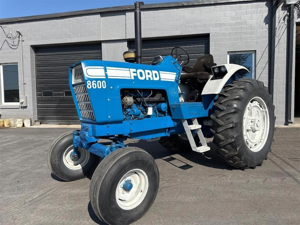 Image of Ford 8600 Primary image