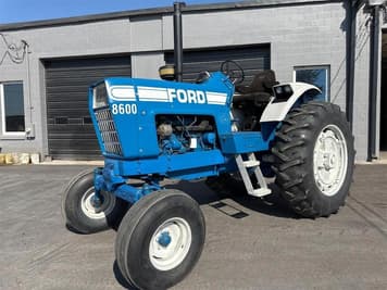 Main image Ford 8600