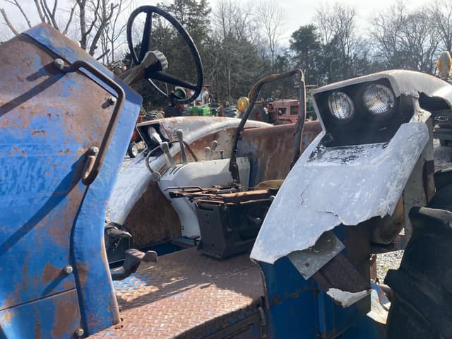 Image of Ford 9600 equipment image 4