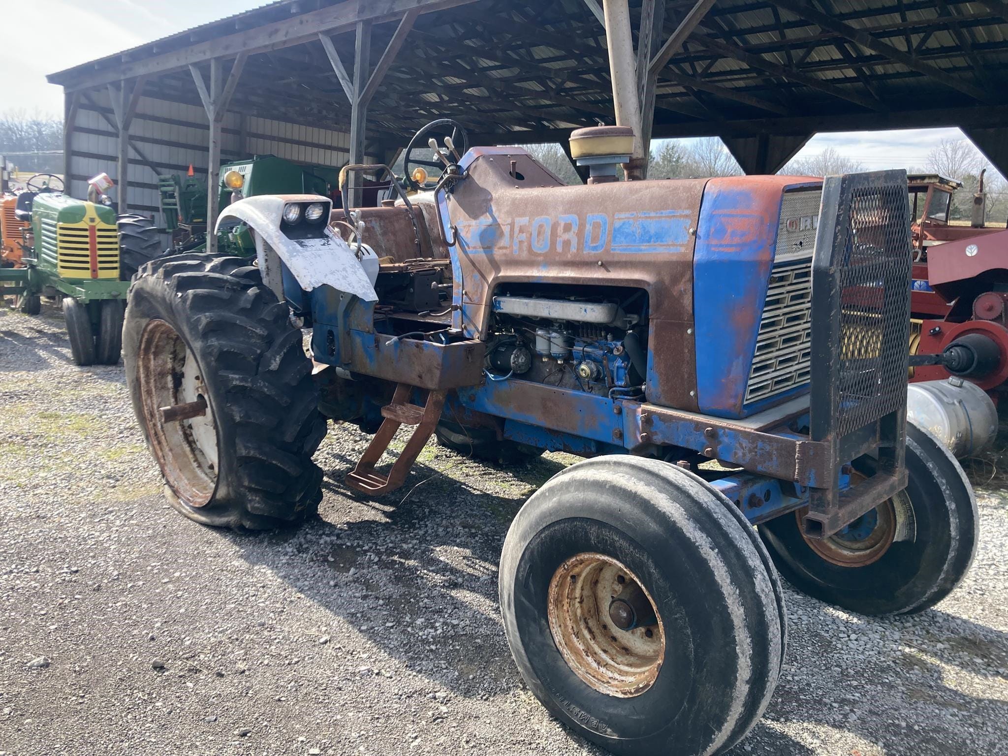 1974 Ford 9600 Equipment Image0
