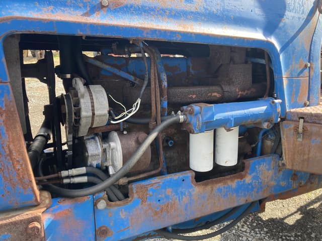 Image of Ford 9600 equipment image 3