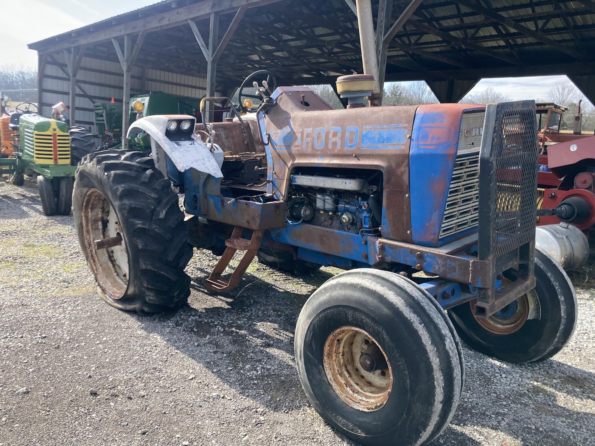 1974 Ford 9600 Equipment Image0