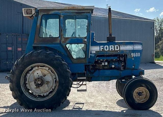 Image of Ford 9600 equipment image 3