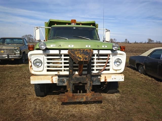 Image of Ford F-600 equipment image 1