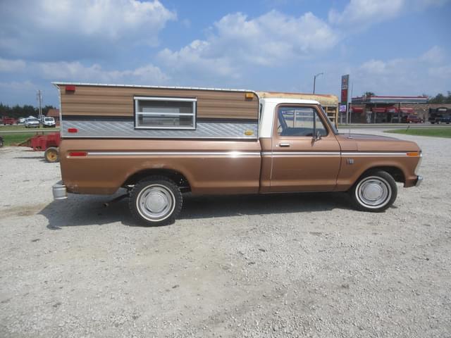 Image of Ford F-100 equipment image 4